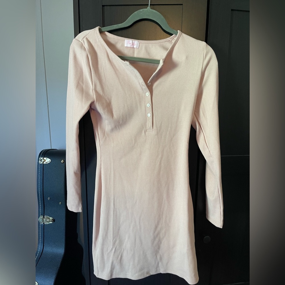 Pink lily bodycon dress